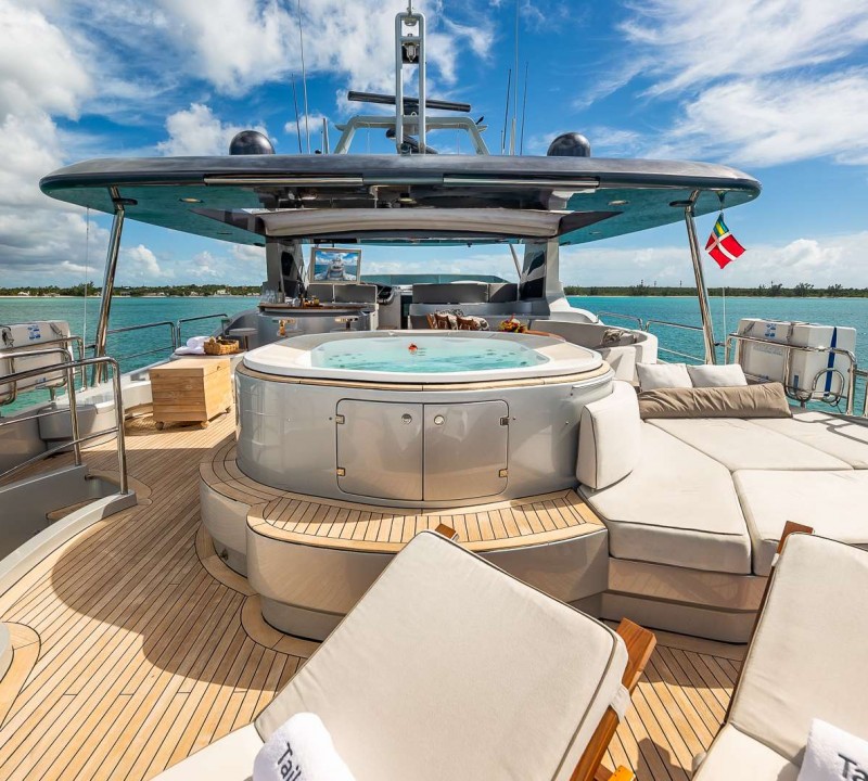 Yacht TAIL LIGHTS, Azimut CHARTERWORLD Luxury Superyacht Charters